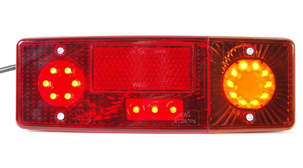 Lampa Zespolona Tylna E-551 Bez Oświetleniem Tablicy Rejestracyjnej Led