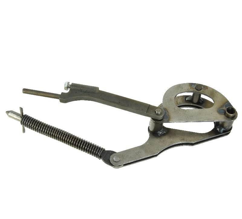 Mechanizm regulacji siłowej podnośnika MF-3 1660324M91 APARTS