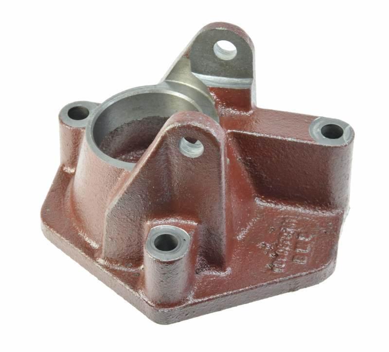 Wspornik lewy dźwigni hamulca MF-255 1860970M1 APARTS