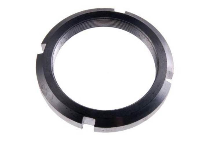 Nakrętka łożyska mechanizmu różnicowego C-330 50013640