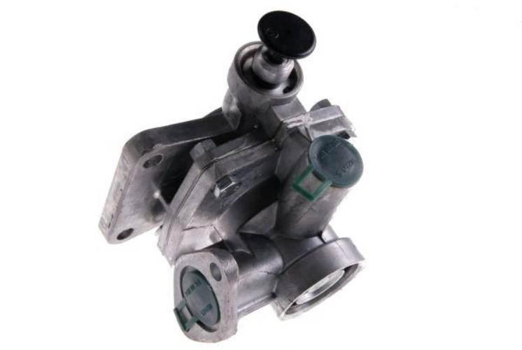 Zawór sterujący HZS-2 Przyczepa D-47 7031132002