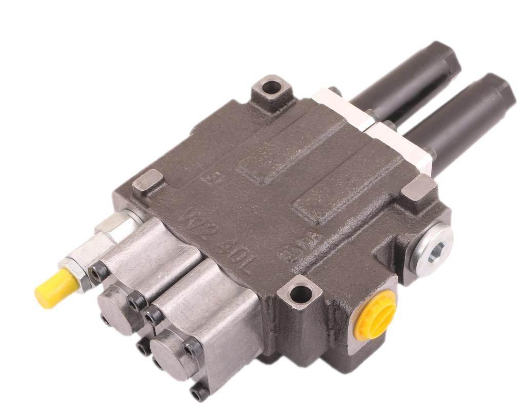 Rozdzielacz hydrauliczny dwusekcyjny (2) 40L sterowany joystickiem Waryński - zdjęcie 7
