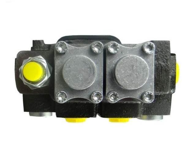 Rozdzielacz hydrauliczny 2-sekcyjny max przepływ 40L z joystickiem Waryński - zdjęcie 2