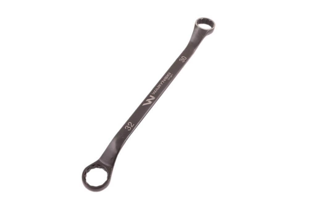 Klucz oczkowy odsadzony 30 x 32 mm. CrV standard ASME B107.9 Waryński