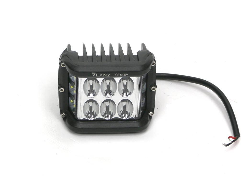Lampa robocza kwadratowa szerokokątna 48W 12LED GLANZ LSR001G