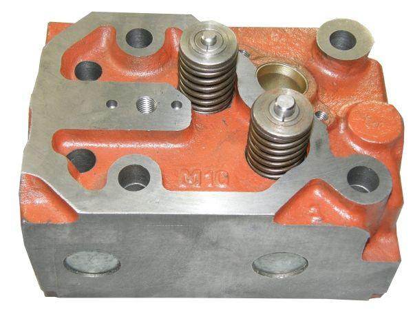 Głowica silnika kpl z zaworami 46505340 c-360