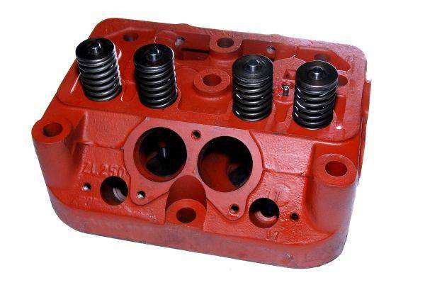 Głowica silnika kpl z zaworami c-330