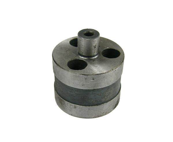 Oś koła pośredniego rozrządu c-385