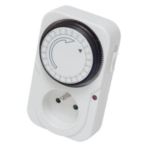 Programator gniazdkowy mechaniczny 24h 230v