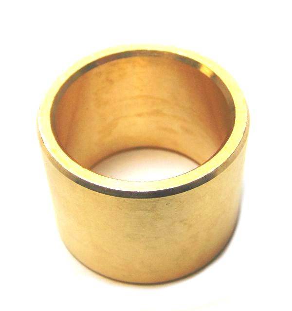 Tulejka Koła Wstecznego Biegu C-330 Polska