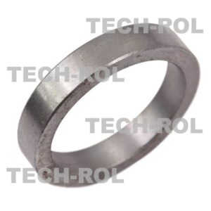 Pierścień wałka koła atakującego do C-360 50425030 Produkt krajowy