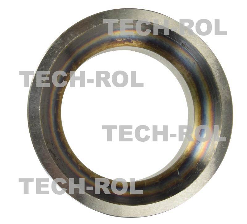 Pierścień wału koła fi-135 83161077 Produkt krajowy