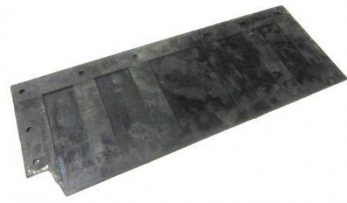 Wkładka Gumowa Błotnika Ursus C-385 Prawa 14.9-24