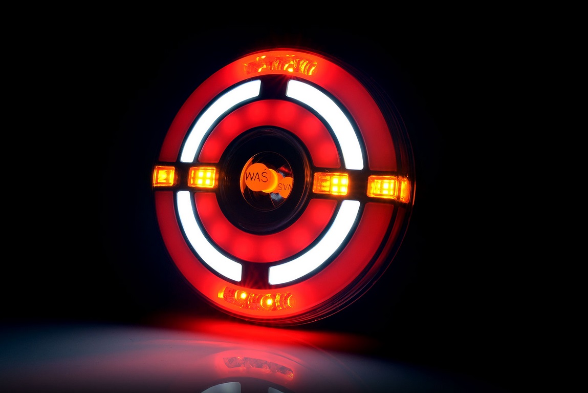 Lampa Zespolona Tylna Projekcyjna Z Kierunkowskazem Dynamicznym W210dd Lewa Lampa Zespolona Tylna Projekcyjna Z Kierunkowskazem Dynamicznym W210dd Lewa - obrazek 4