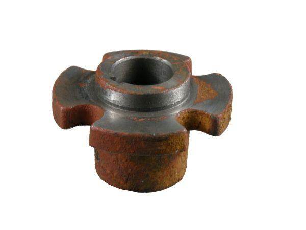 Tuleja kołnierzowa sprzęgła rozrzutnik