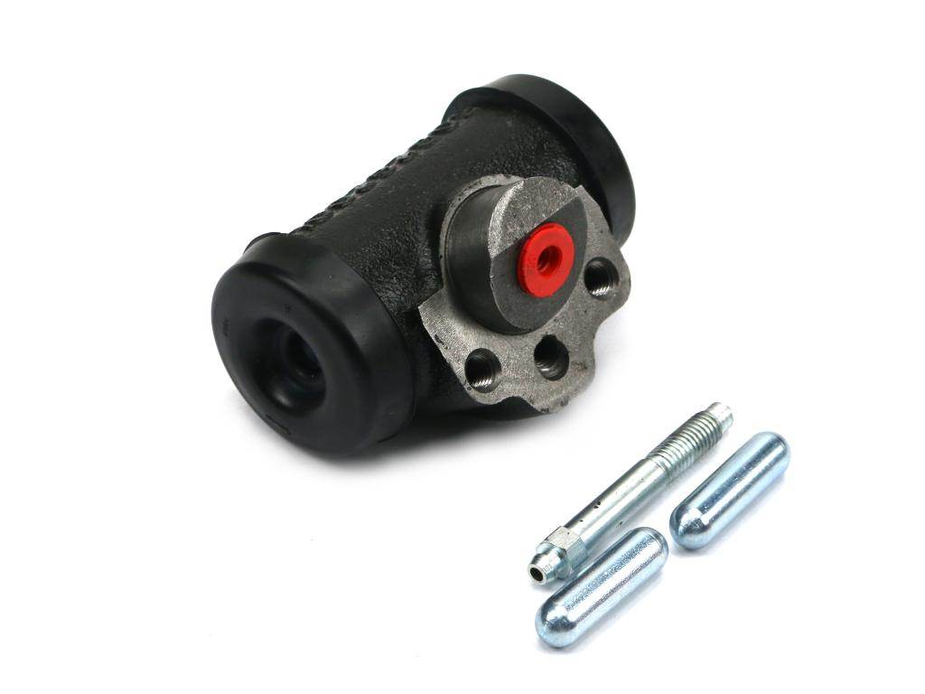 Cylinderek hamulcowy 952620 c-360 oryginał ursus