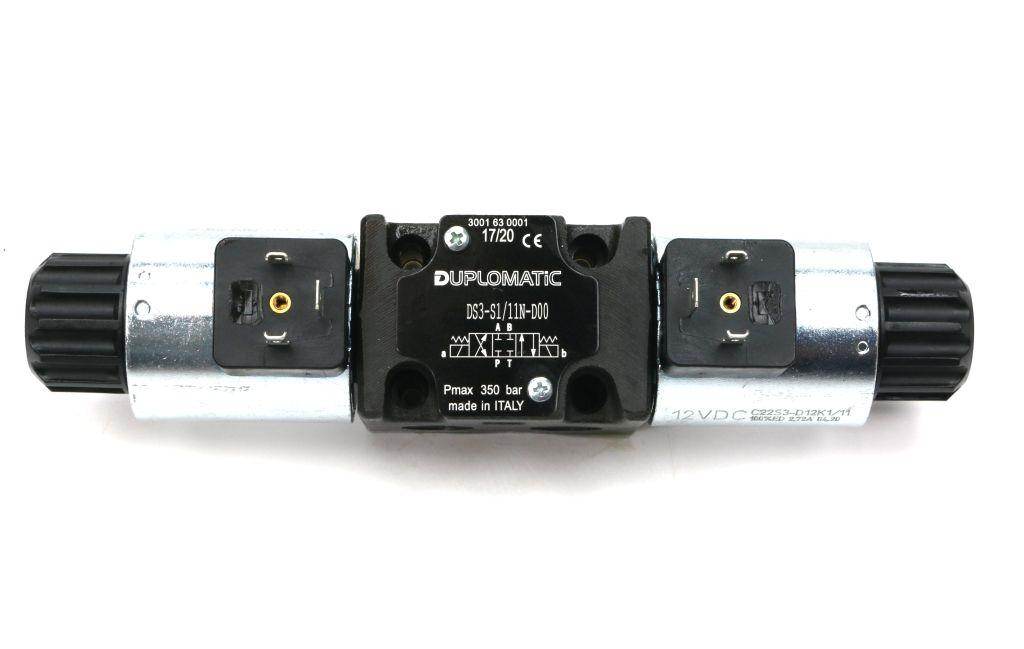 Rozdzielacz elektrozawór suwak "odcięty" ds3-s1/11n-d12 12v dc cewkax2 heavy 350bar 100l/min duplomatic Rozdzielacz elektrozawór suwak "odcięty" ds3-s1/11n-d12 12v dc cewkax2 heavy 350bar 100l/min duplomatic - obrazek 2