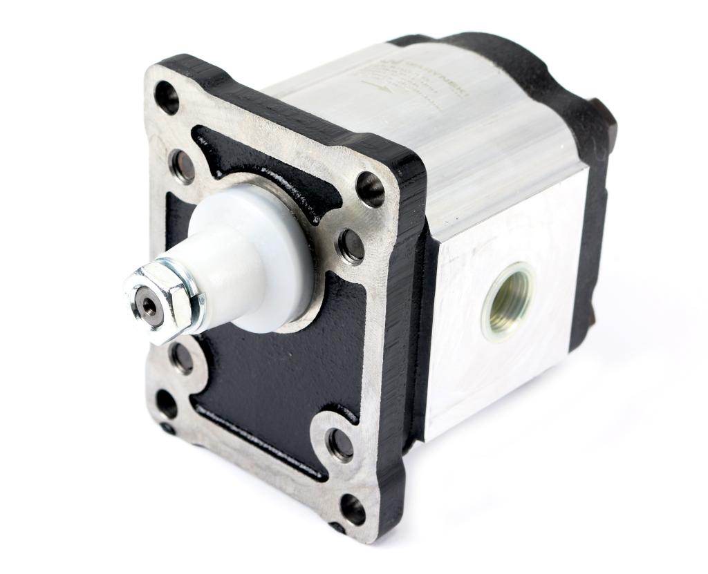 Pompa hydrauliczna zębata 11.0cm3 grupa 2 typ europejski wałek 18 przyłącza gwintowane obroty prawe max.260 bar waryński